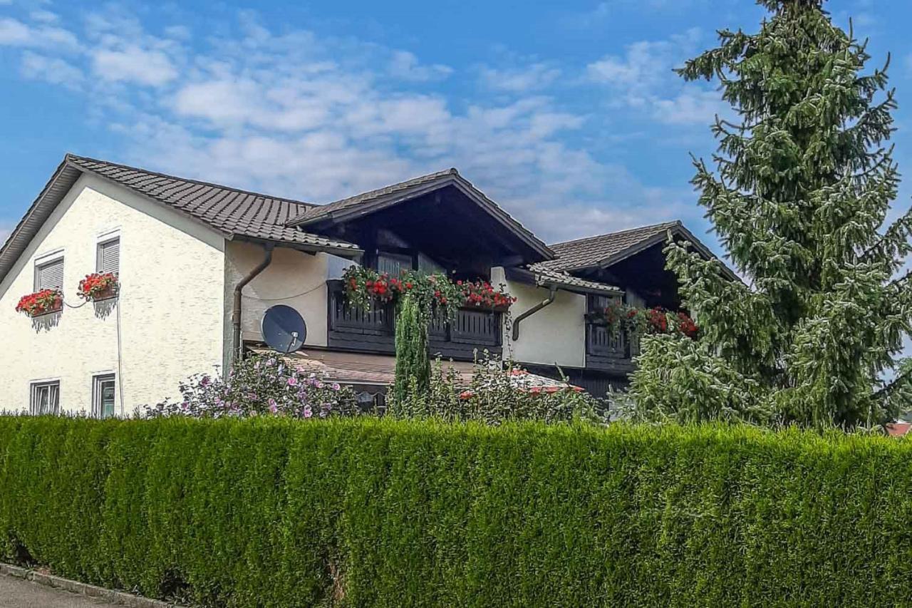 Ferienwohnungen Am Hasenweg Ruhstorf an der Rott Buitenkant foto